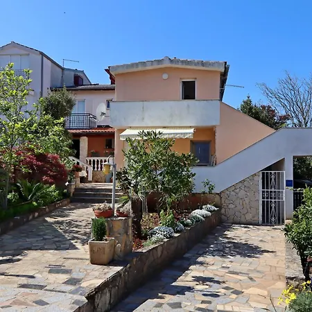 With A Parking Space Apartment Malinska