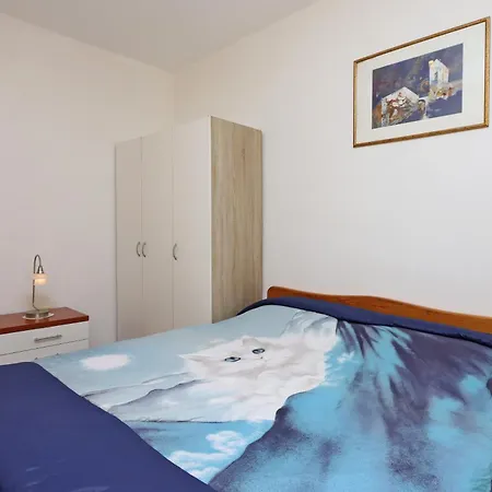 With A Parking Space Apartment *